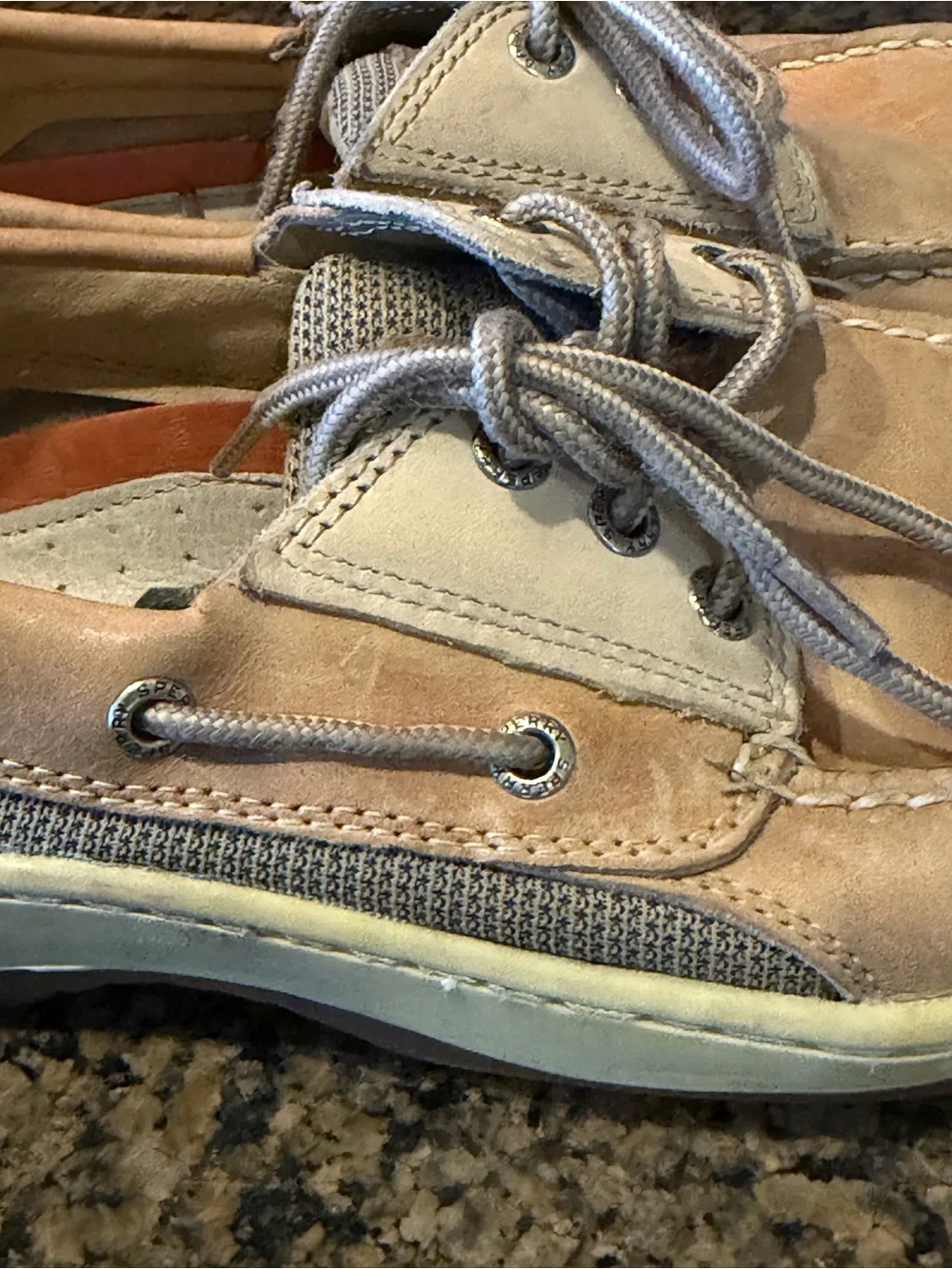 Sperry Light Tan cream  Boat Shoes size 8 leather breathable casual